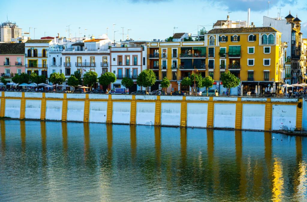Quartier Triana vu depuis le Guadalquivir