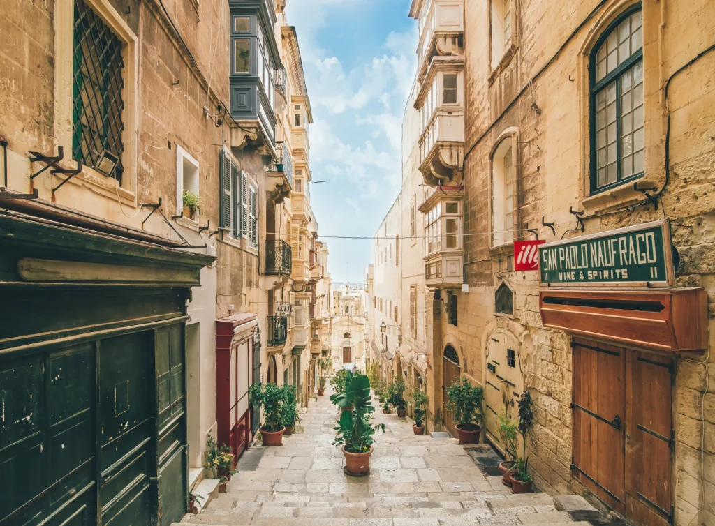 Rue St Lucia à La Valette pour dormir à Malte