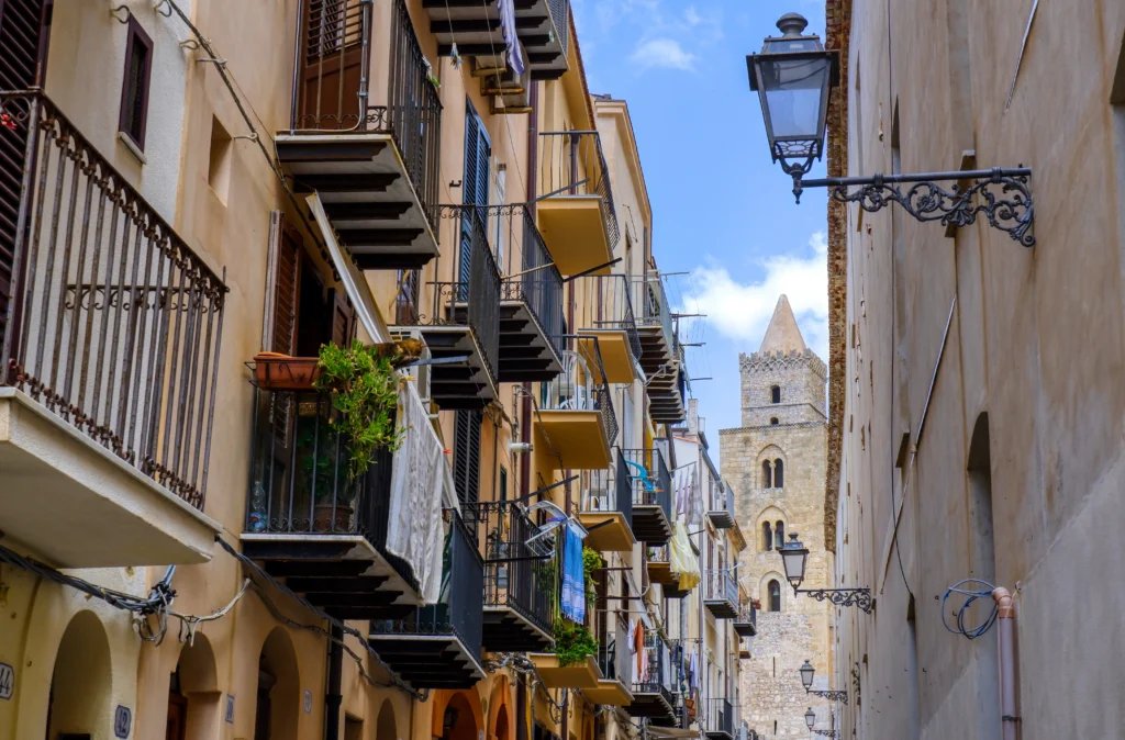Rue de Cefalù où dormir en Sicile